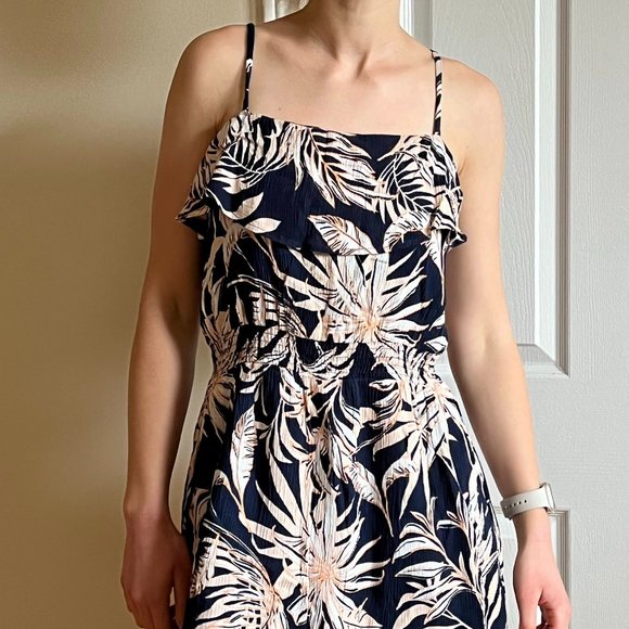 Brand New Summer Dress - Picture 5 of 8